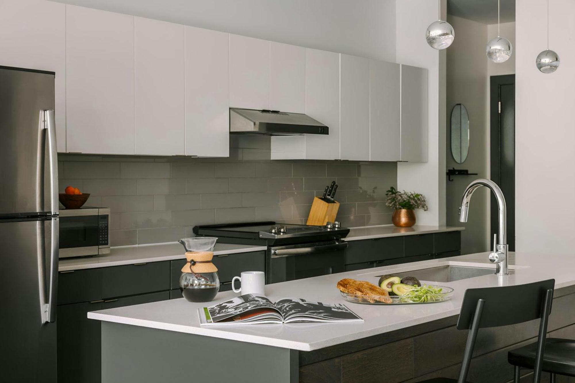 Sonder By Marriott Bonvoy Village 21 Apartments Hillsboro Village Нэшвилл Экстерьер фото